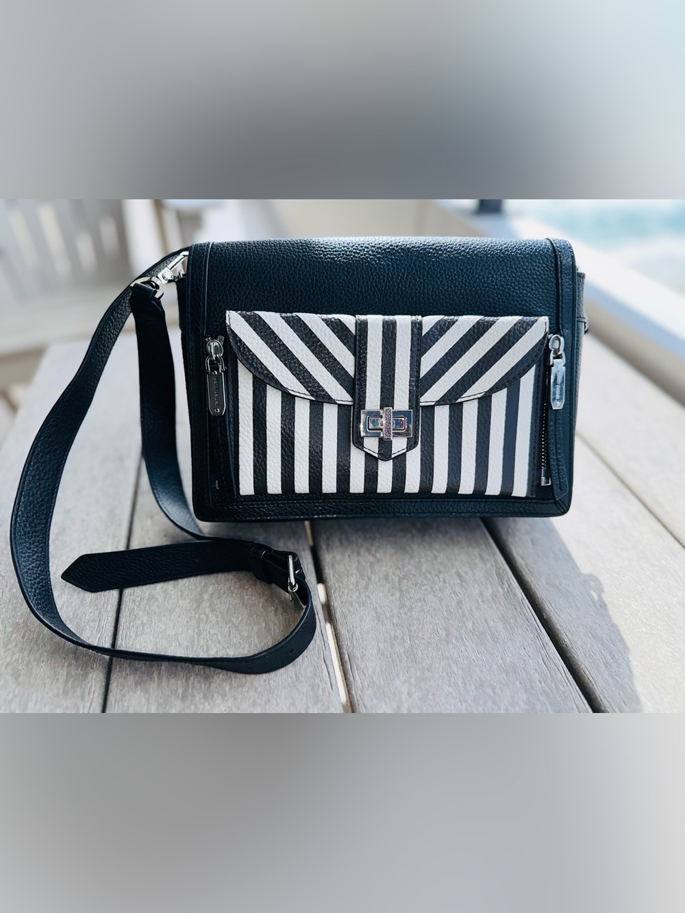 Henri Bendel New York Rivington 2-in-1 Flap Crossbody Bag & Envelope Clutch Set - Picture 4 of 16